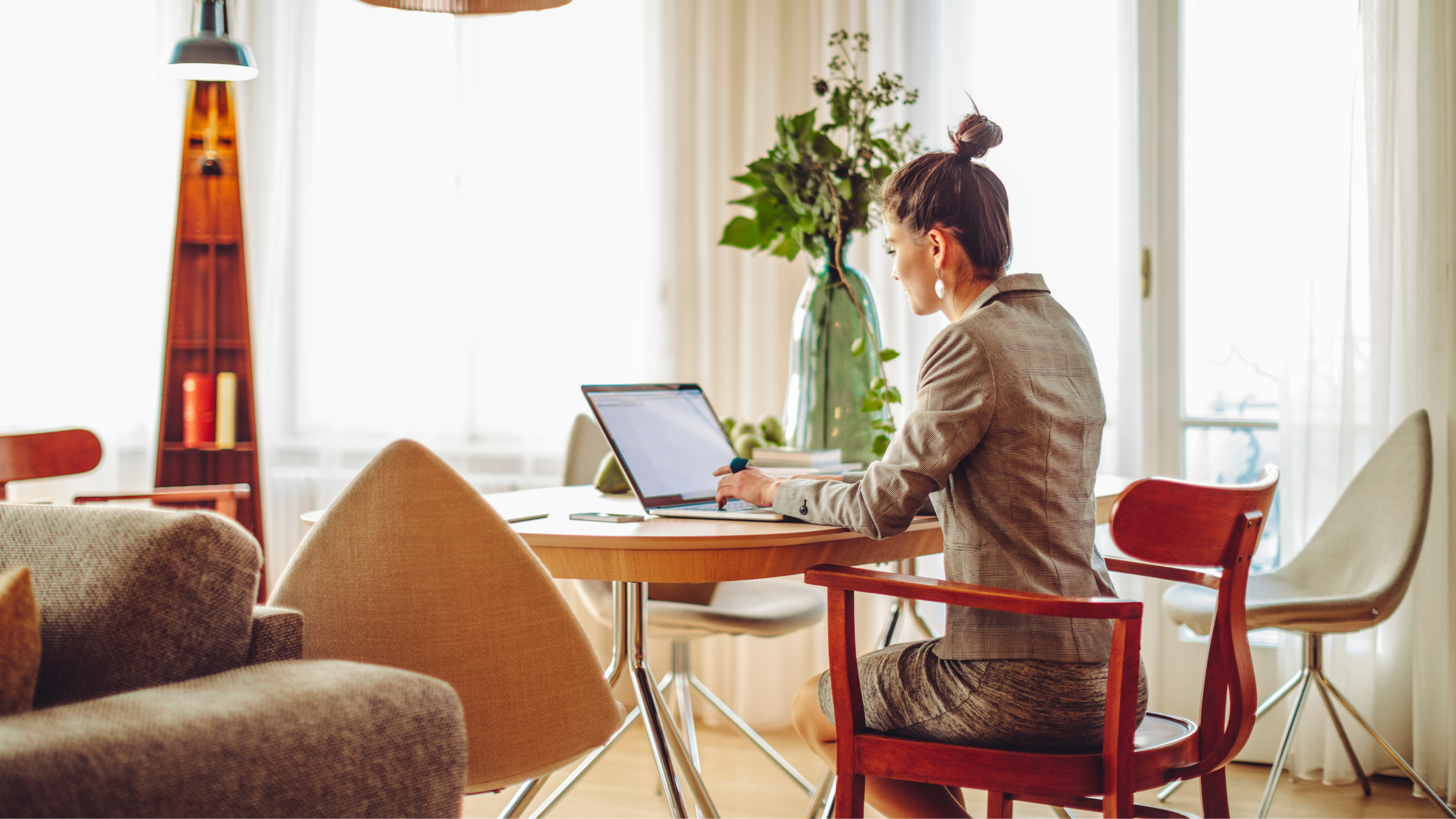 CÓMO ADAPTAR LA DECORACIÓN DE TU CASA PARA EL HOME OFFICE