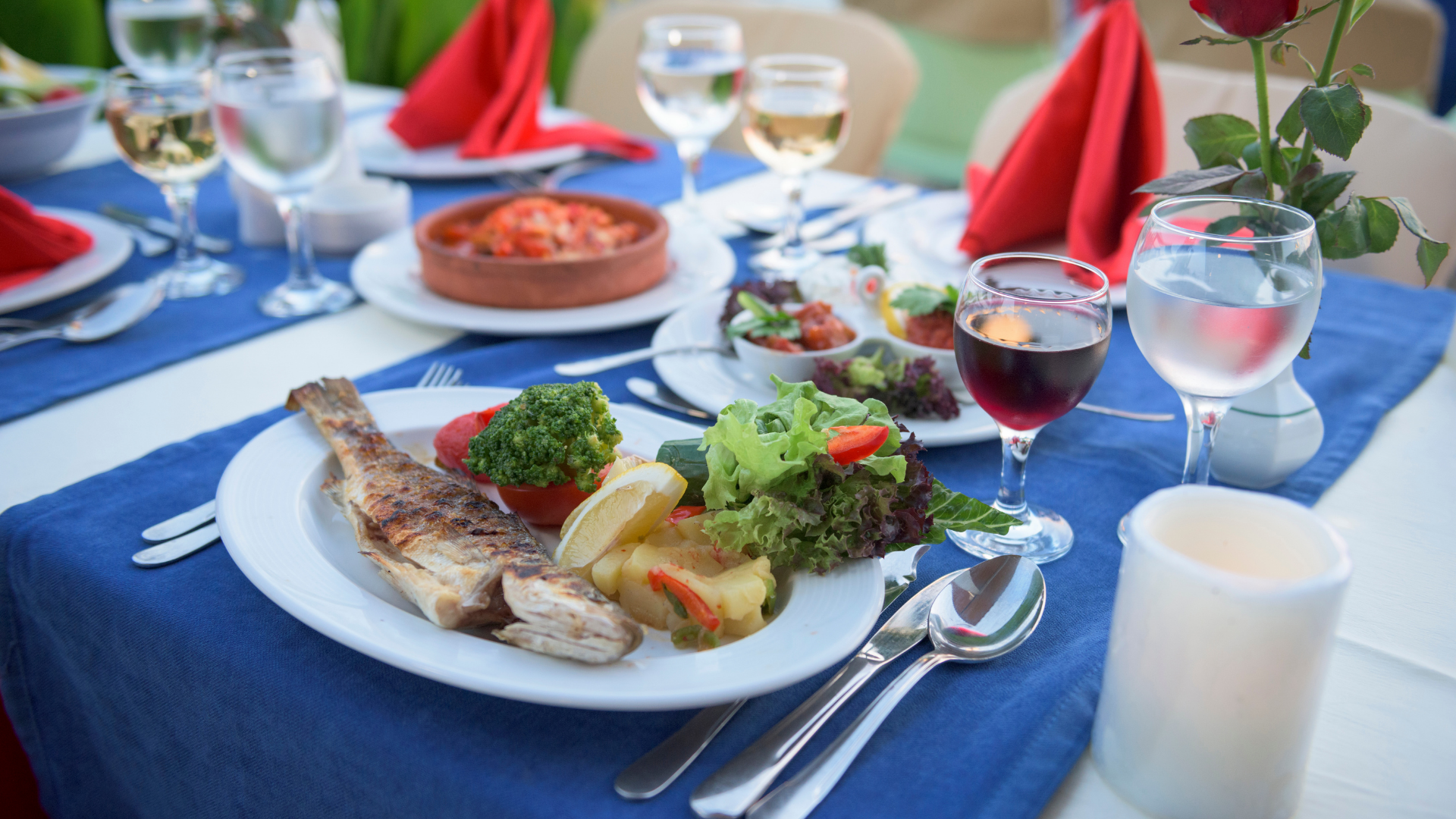 INSPIRACIÓN PARA DECORAR TU MESA DIECIOCHERA