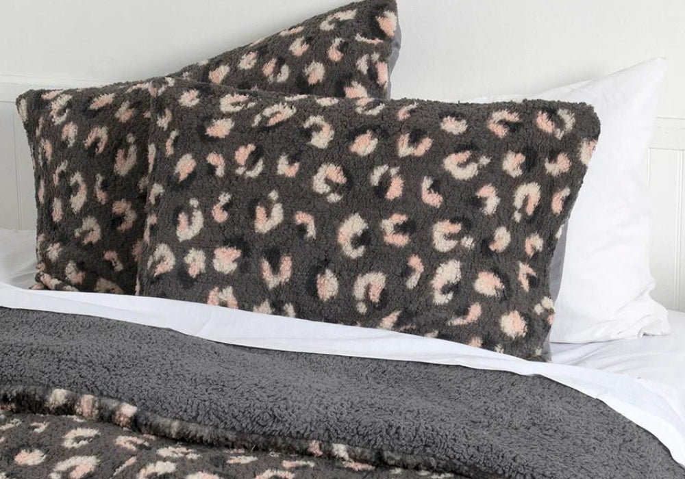 Sherpa: El material perfecto para pasar el invierno en casa