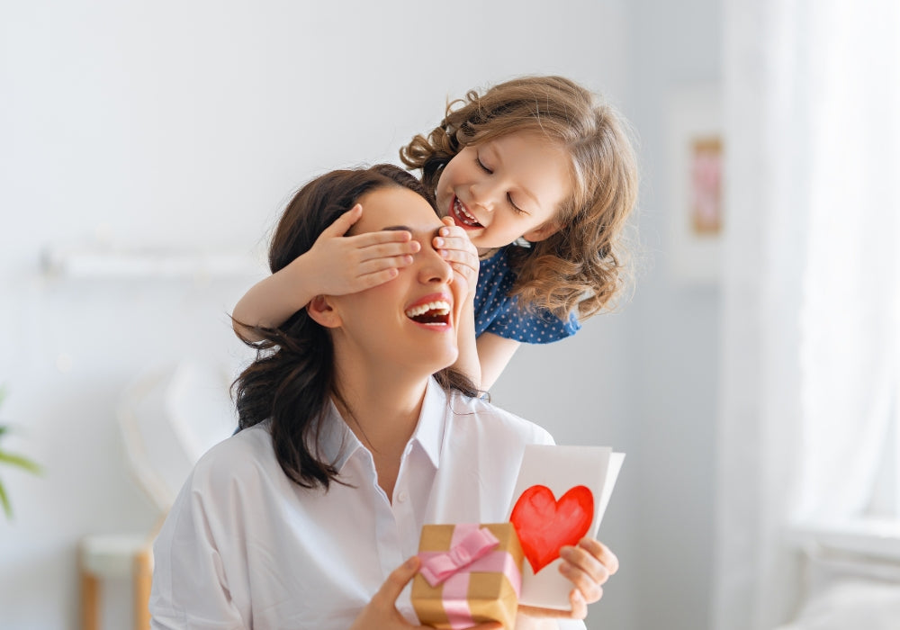Ideas de regalo para el Día de la Madre: textiles que abrigan el alma y el hogar