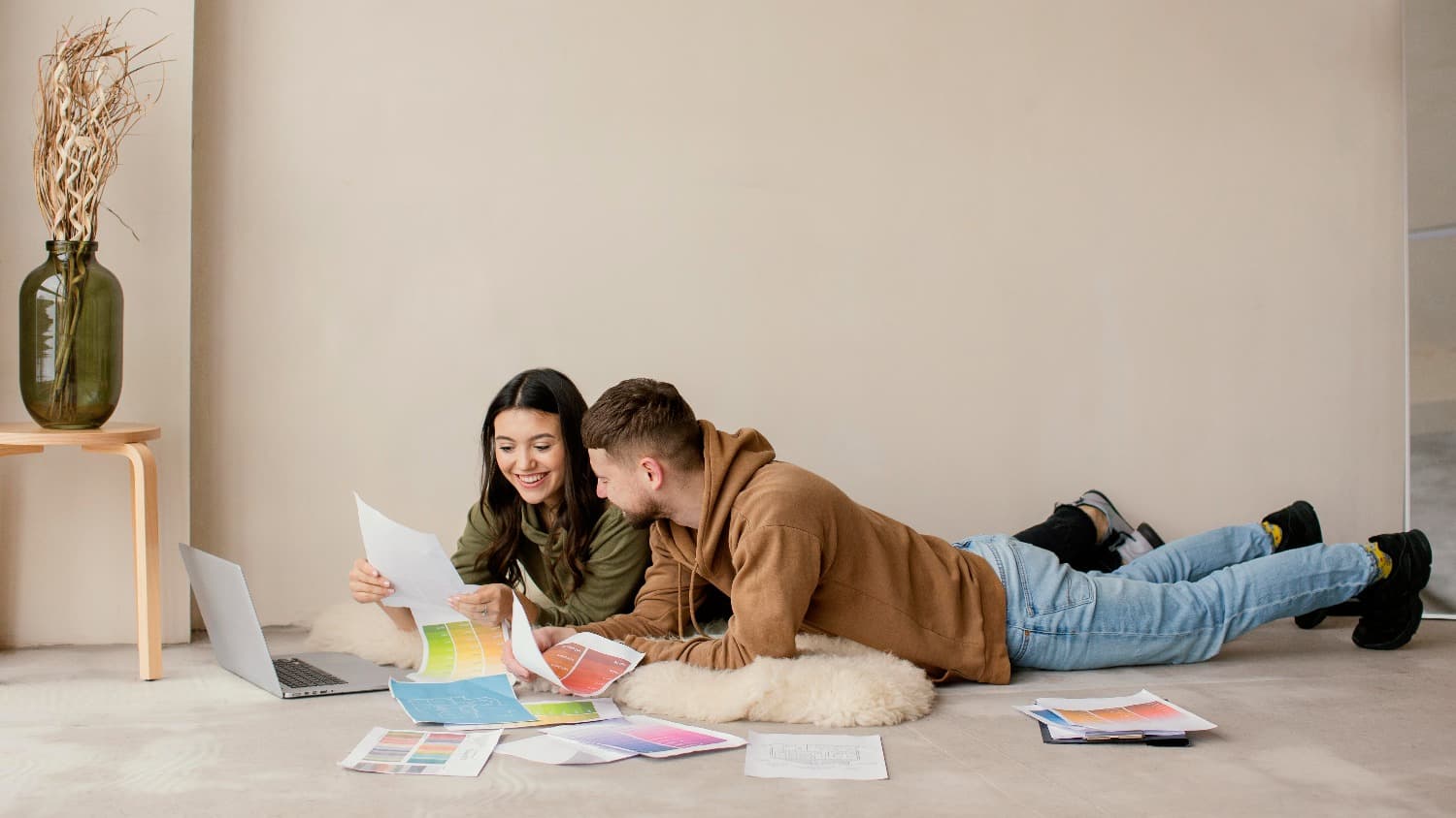 LOS MEJORES COLORES PARA DECORAR ESPACIOS PEQUEÑOS