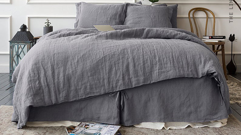 5 RAZONES PARA TENER UN FALDÓN EN TU CAMA