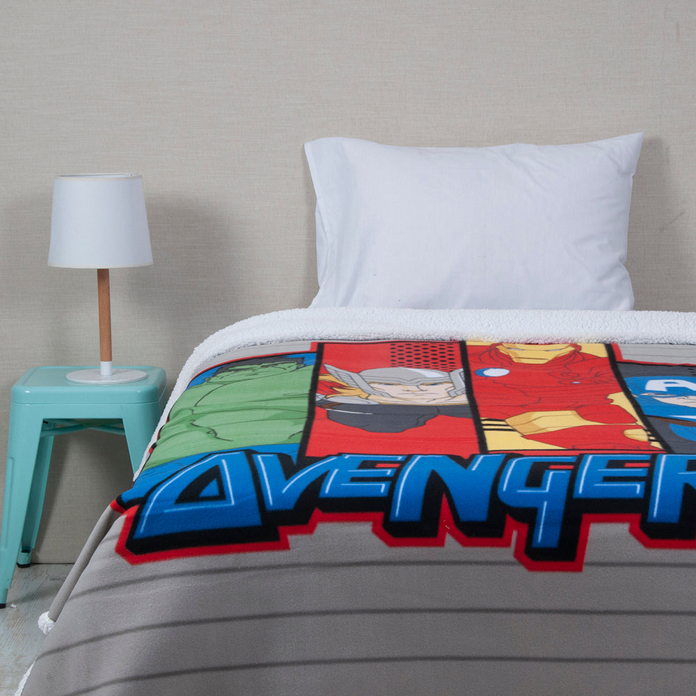 Frazada Polar Sherpa 150x200 Avengers Team | Mashini