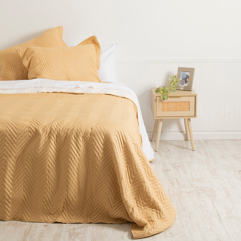 Quilt 2 Plazas Sherpa Amarillo