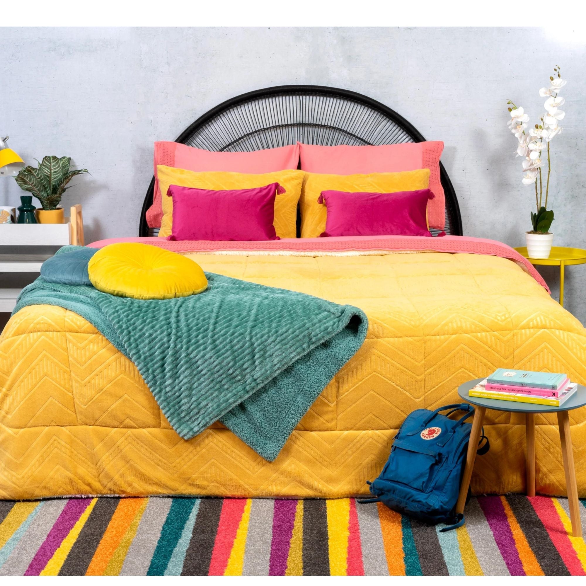 Plumón 1.5 Plazas Coral Emboss Sherpa Amarillo